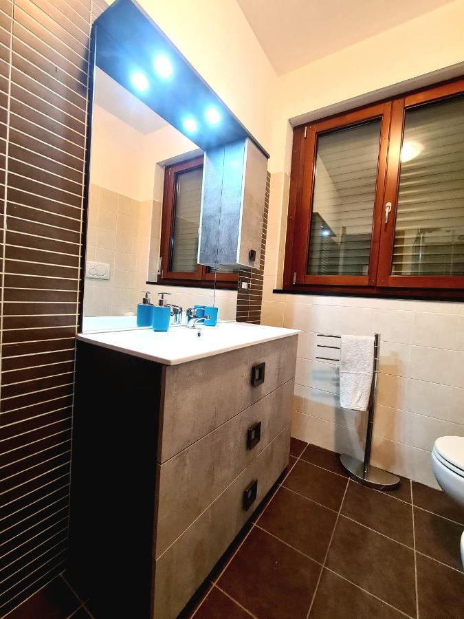Milano Santa Giulia Business Apartment - Olimpiadi 26 Ngoại thất bức ảnh
